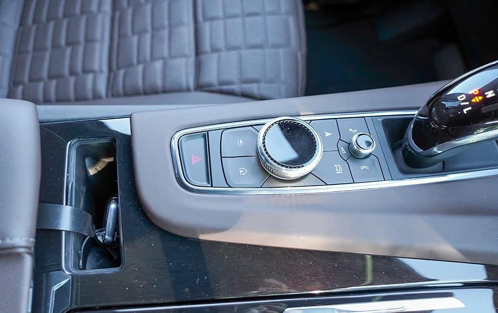 Cadillac Escalade Sport Platinum AWD 2023