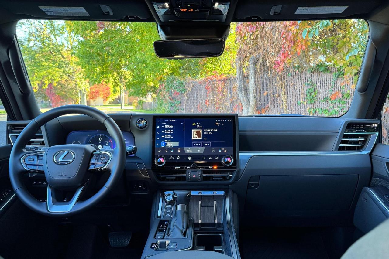 Lexus GX  2025