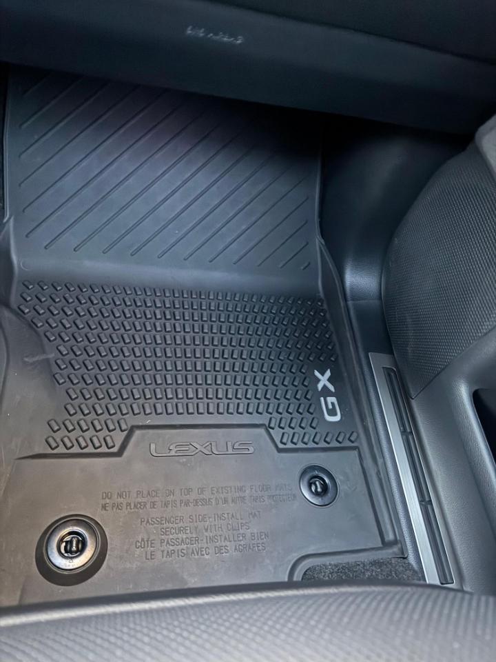 Lexus GX  2025