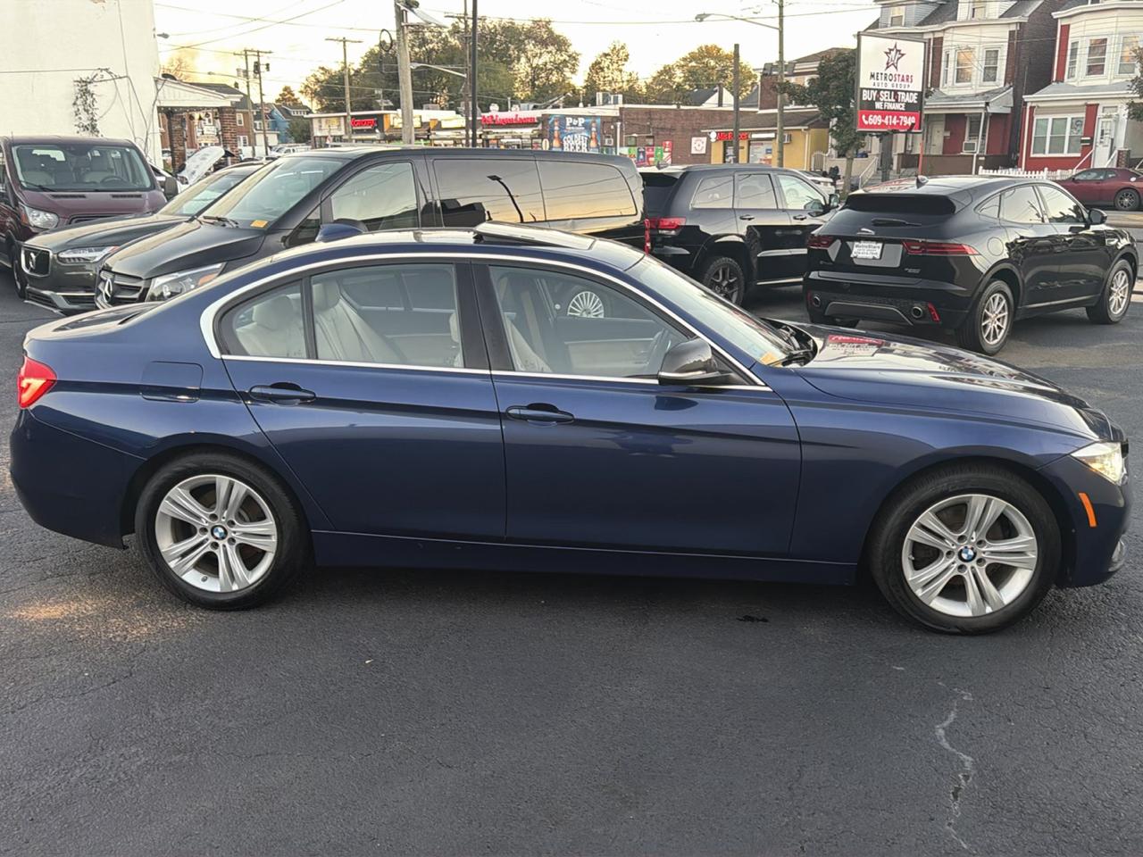 BMW 3-Series 330i SULEV Sedan 2018