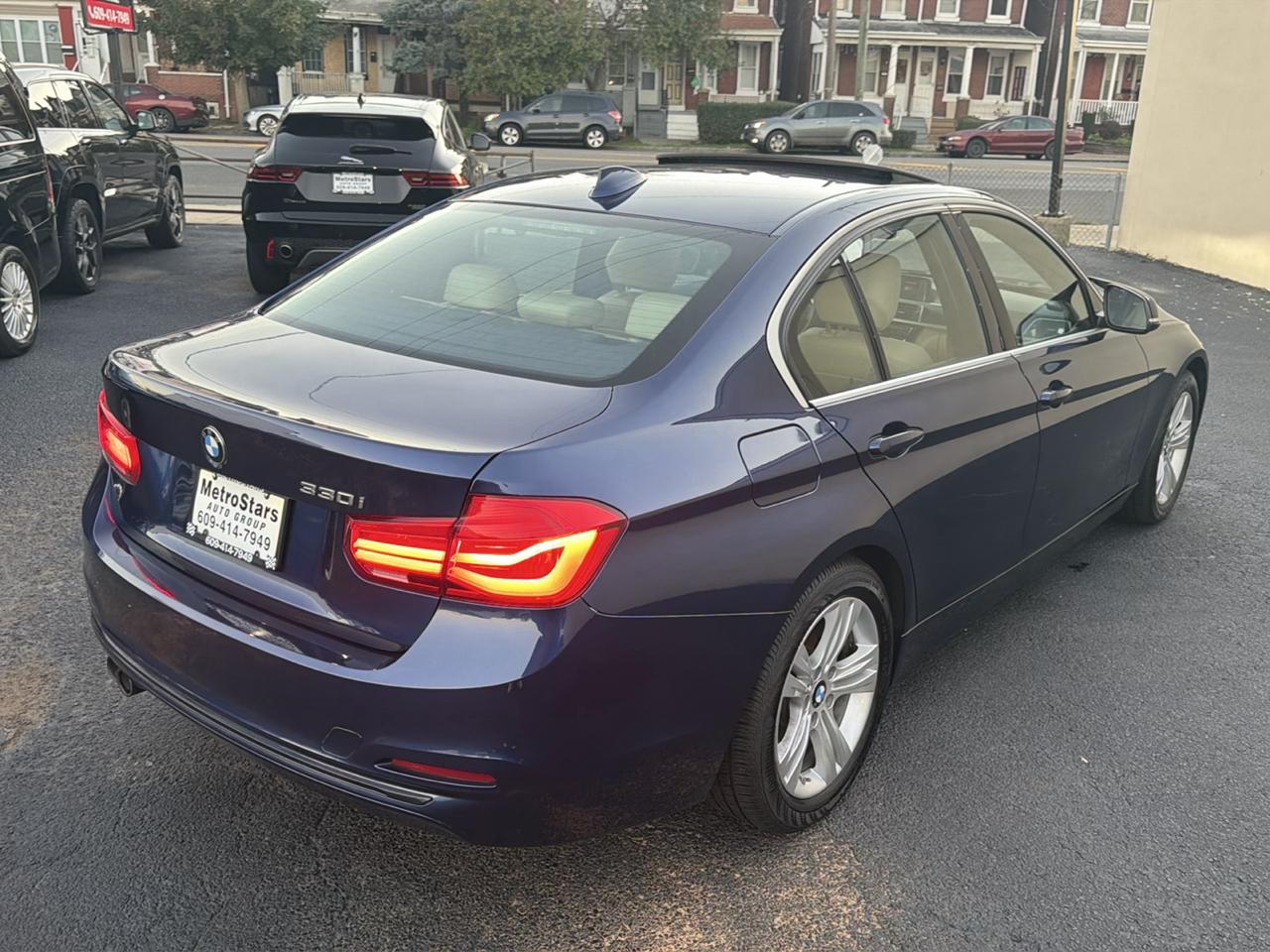 BMW 3-Series 330i SULEV Sedan 2018