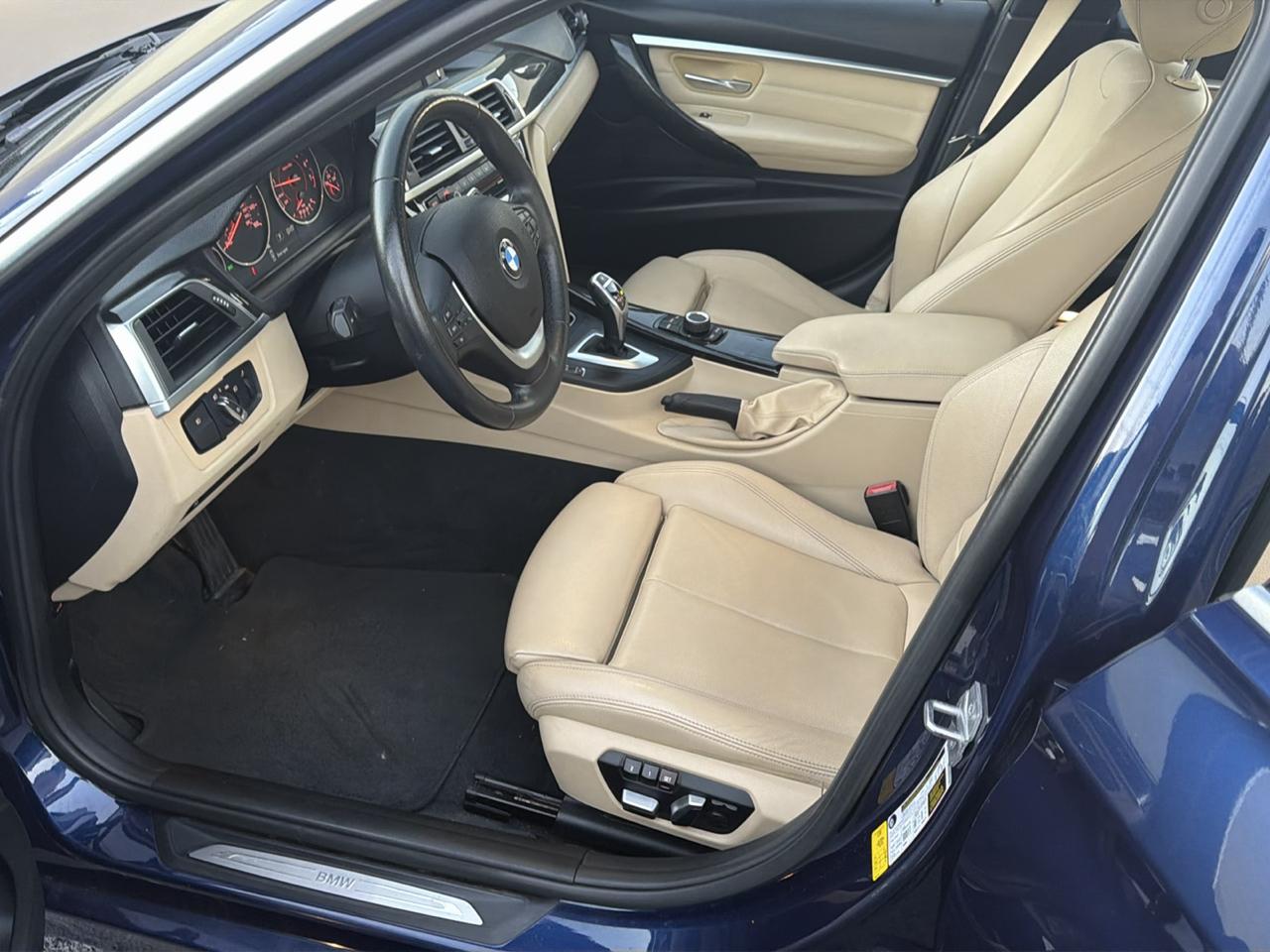 BMW 3-Series 330i SULEV Sedan 2018