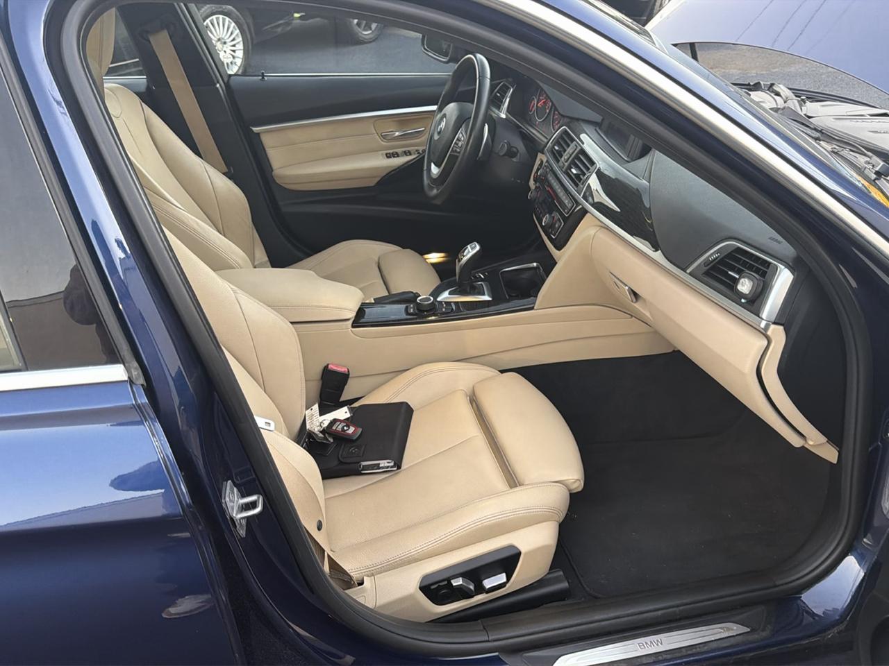 BMW 3-Series 330i SULEV Sedan 2018