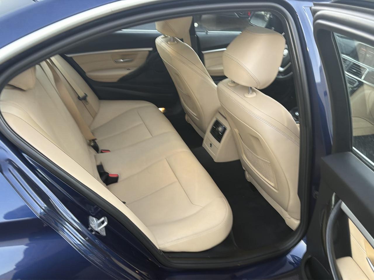 BMW 3-Series 330i SULEV Sedan 2018