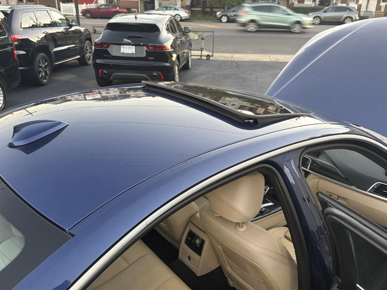 BMW 3-Series 330i SULEV Sedan 2018