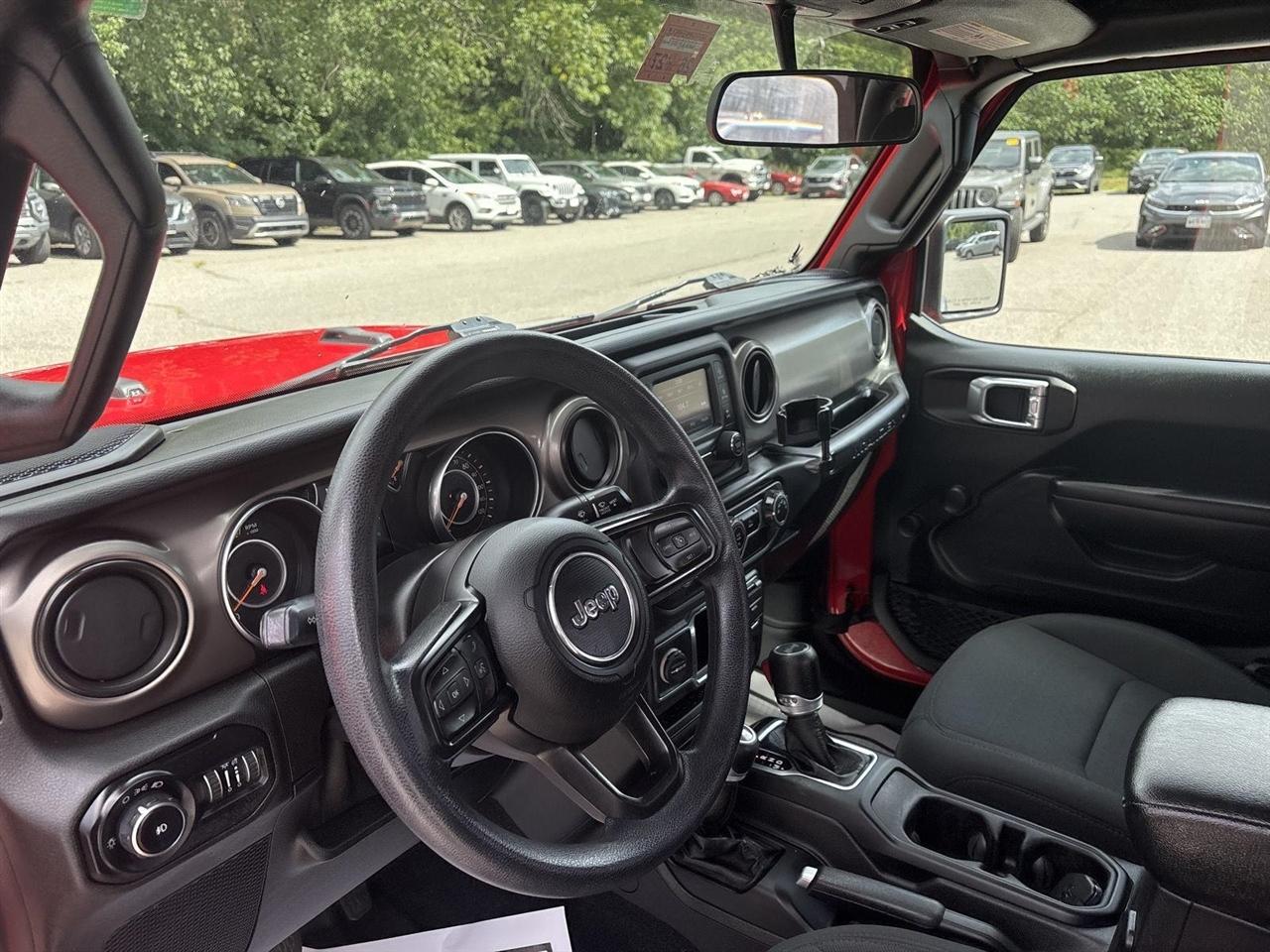 Jeep Wrangler Sport 2021