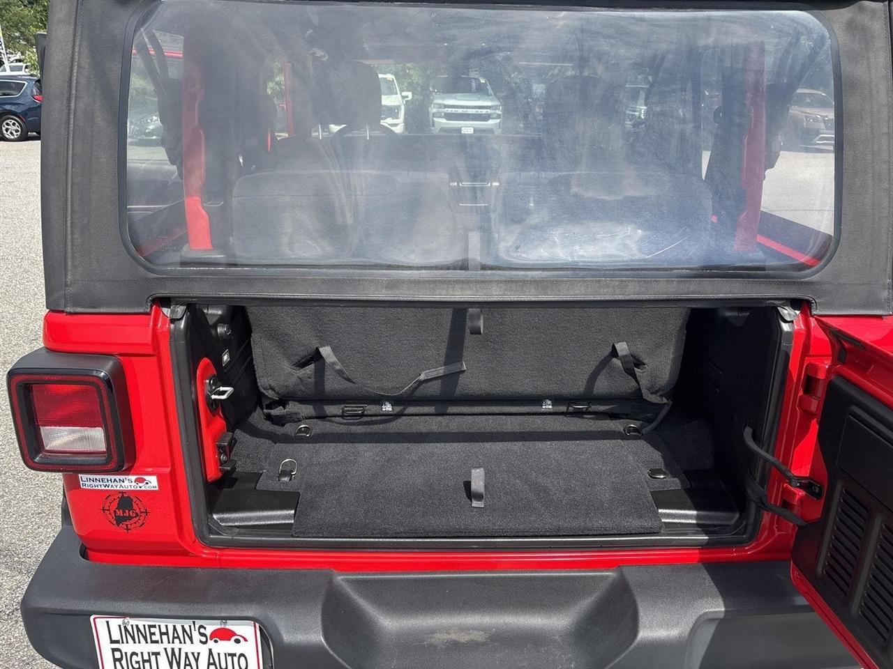Jeep Wrangler Sport 2021