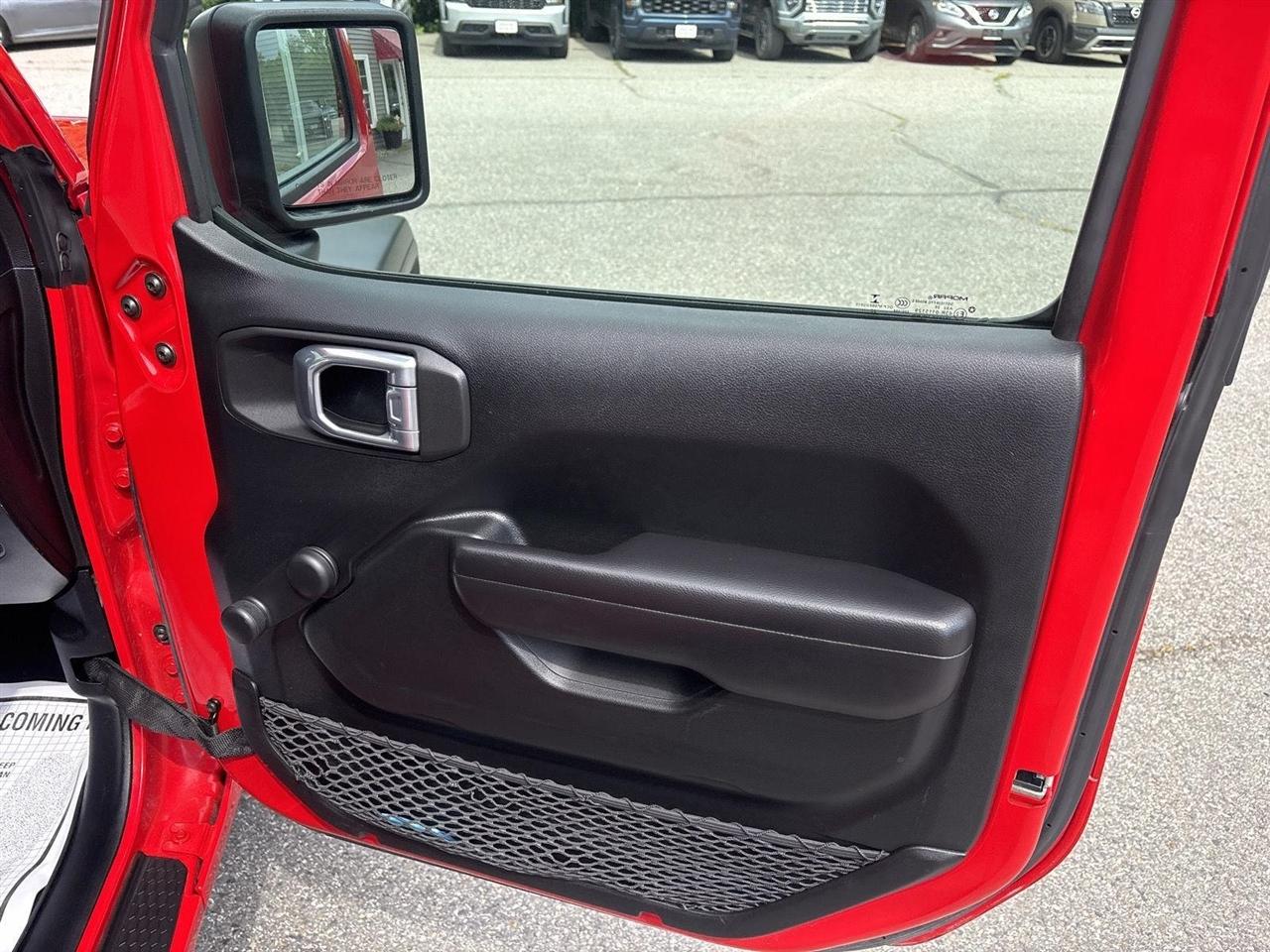 Jeep Wrangler Sport 2021