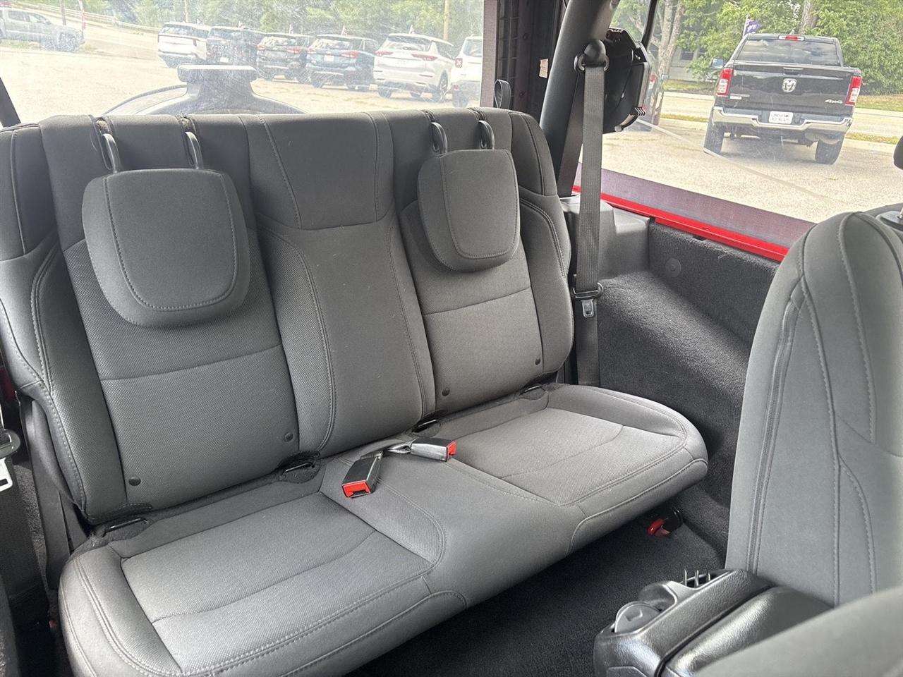 Jeep Wrangler Sport 2021