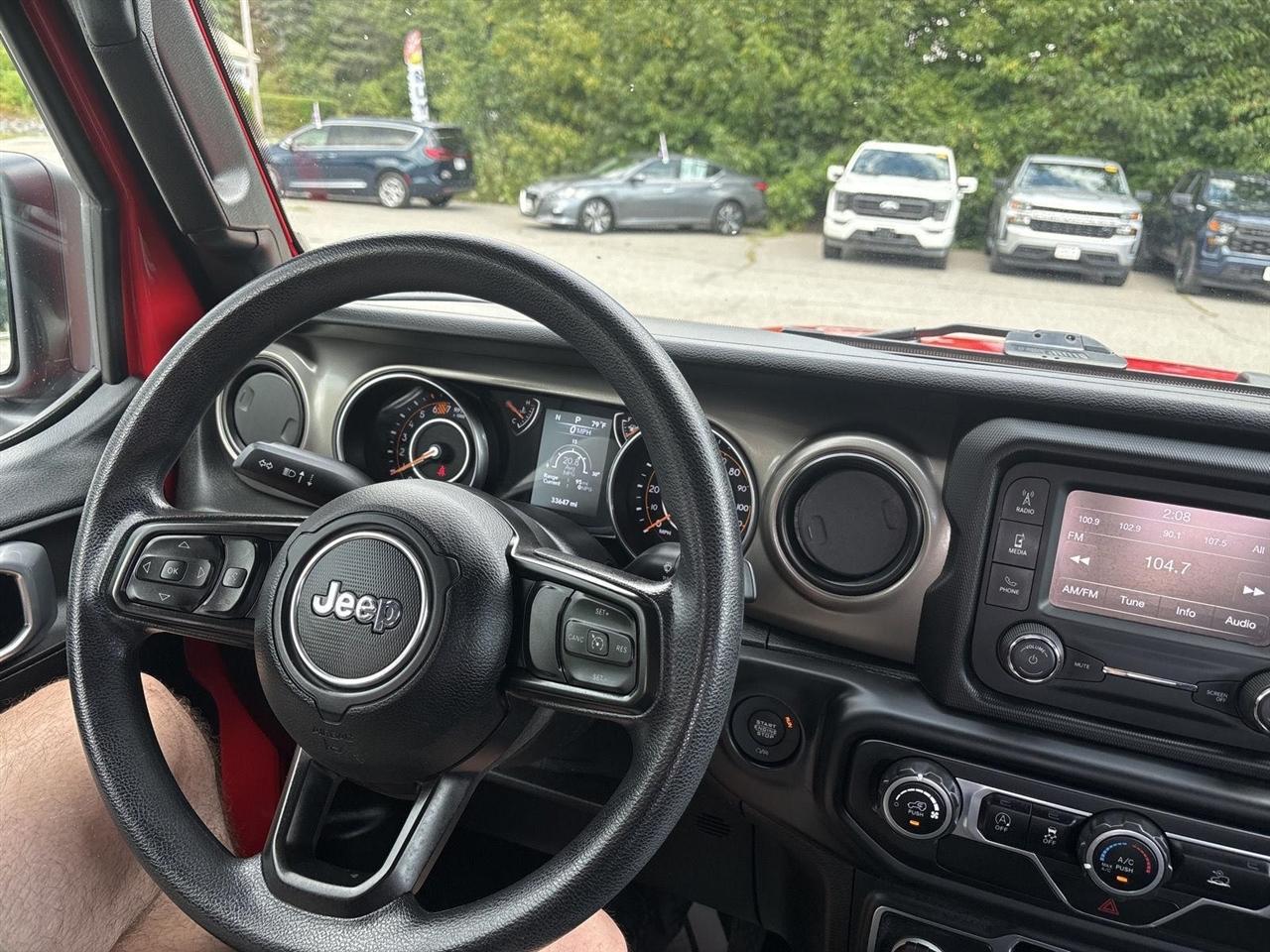 Jeep Wrangler Sport 2021