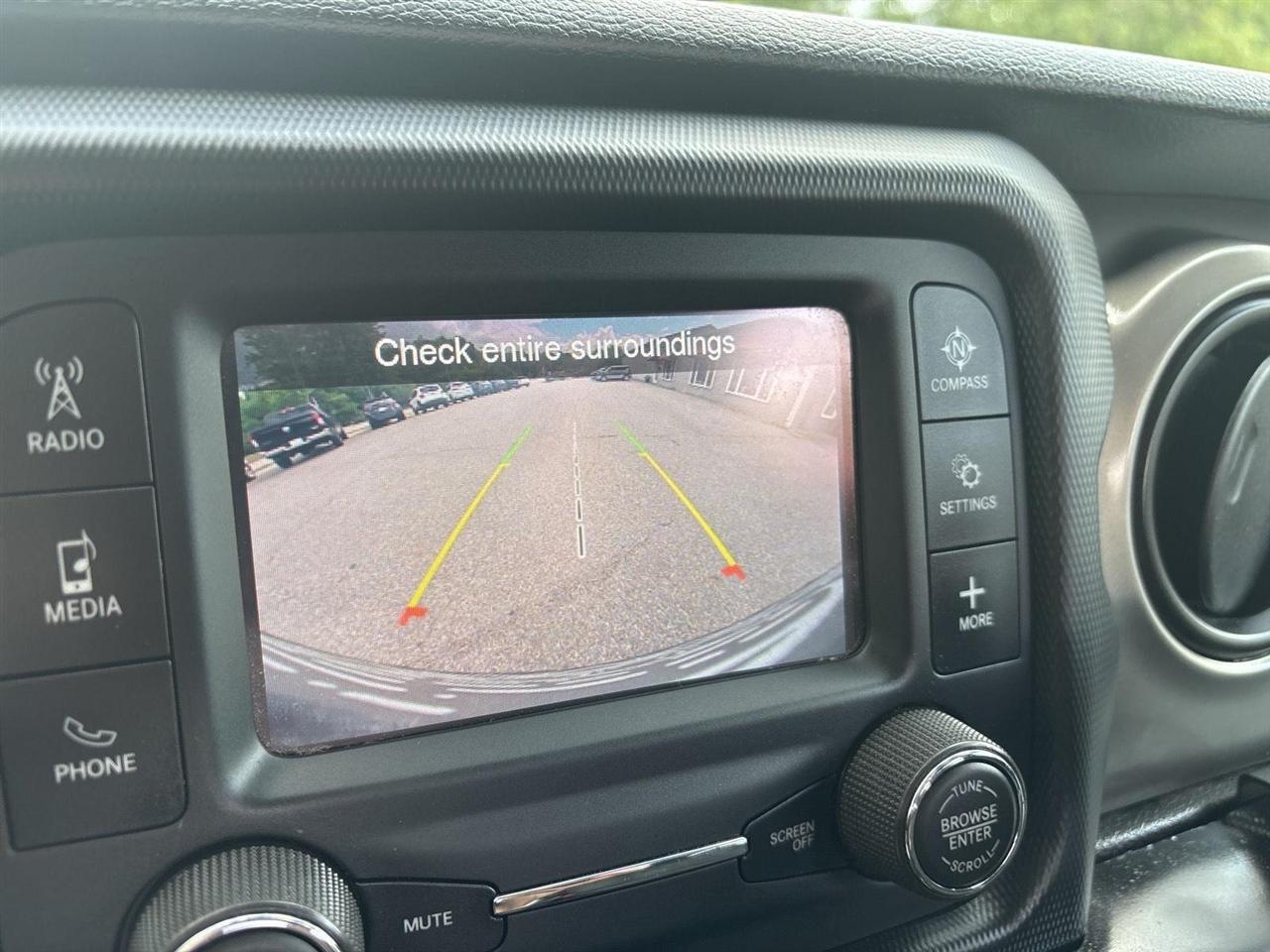 Jeep Wrangler Sport 2021