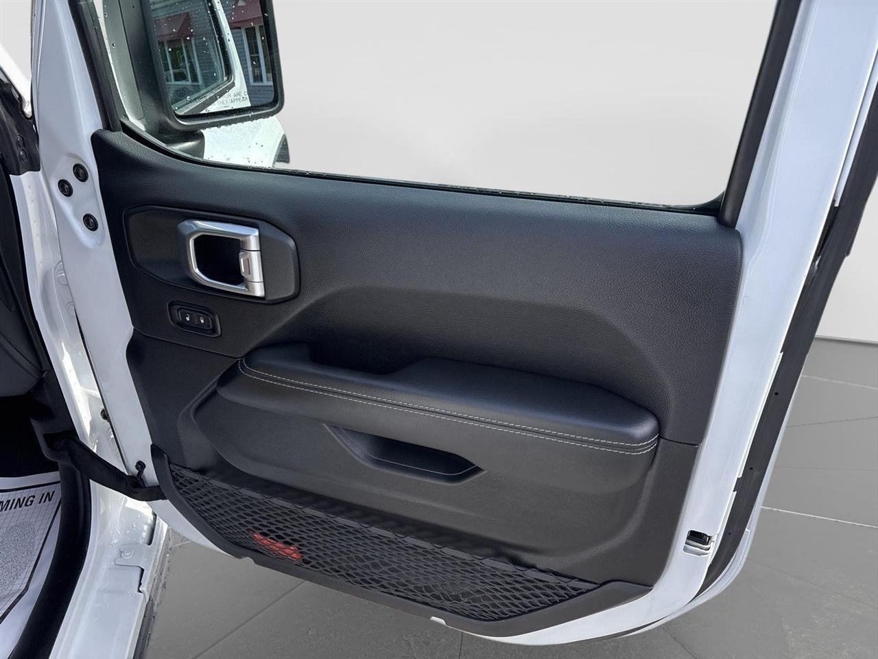 Jeep Wrangler 4xe Unlimited Sahara 2021