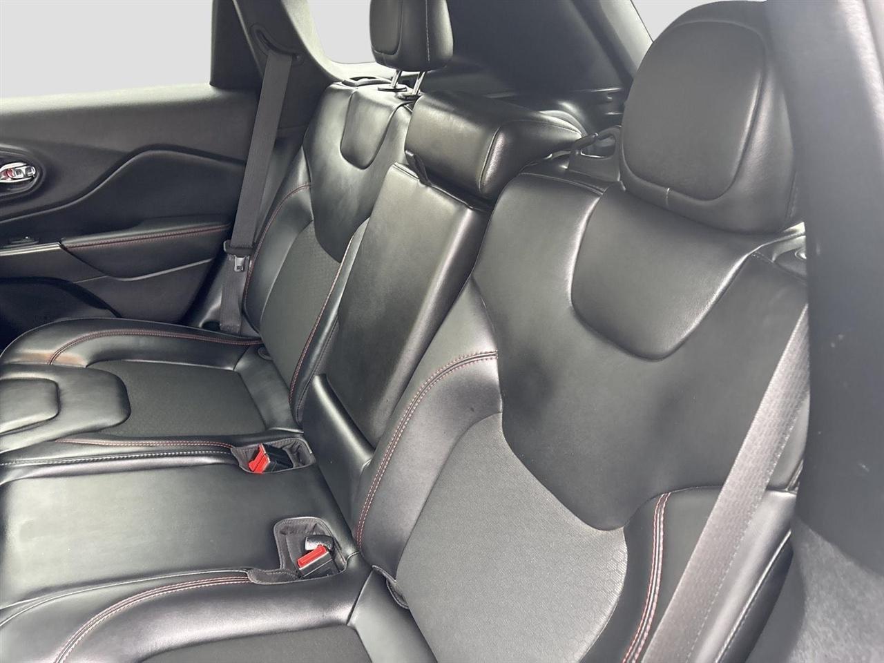 Jeep Cherokee Trailhawk 4WD 2021