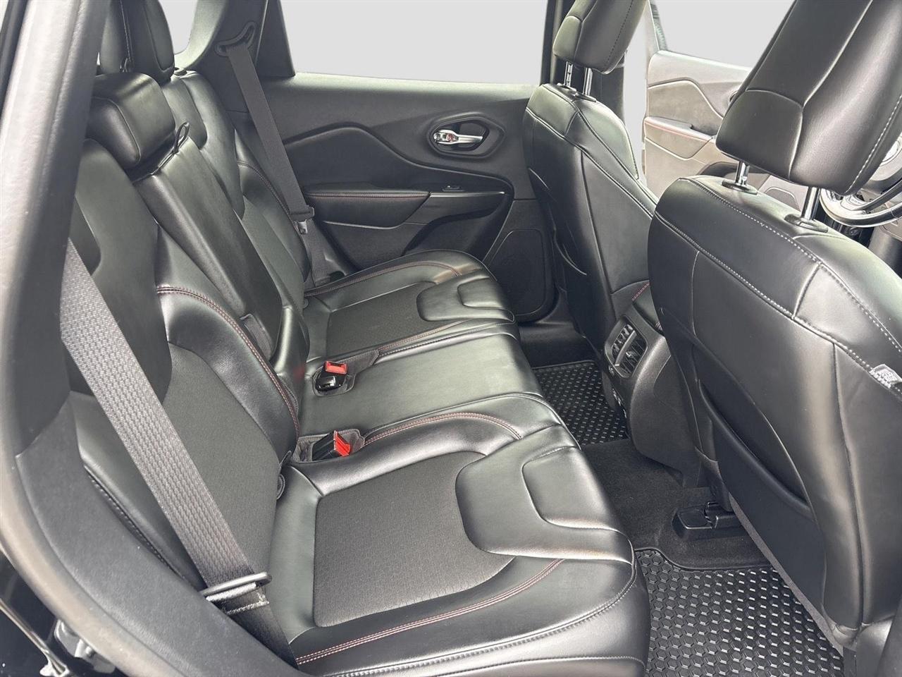 Jeep Cherokee Trailhawk 4WD 2021