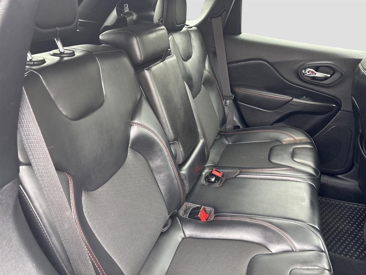 Jeep Cherokee Trailhawk 4WD 2021