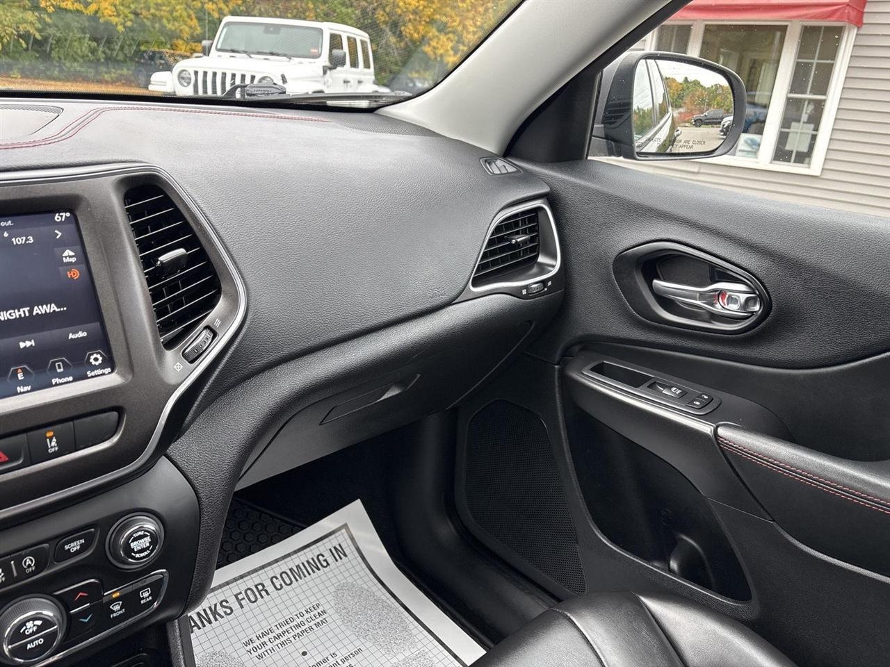 Jeep Cherokee Trailhawk 4WD 2021