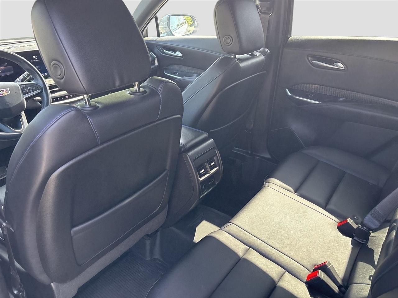 Cadillac XT4 Sport AWD 2024