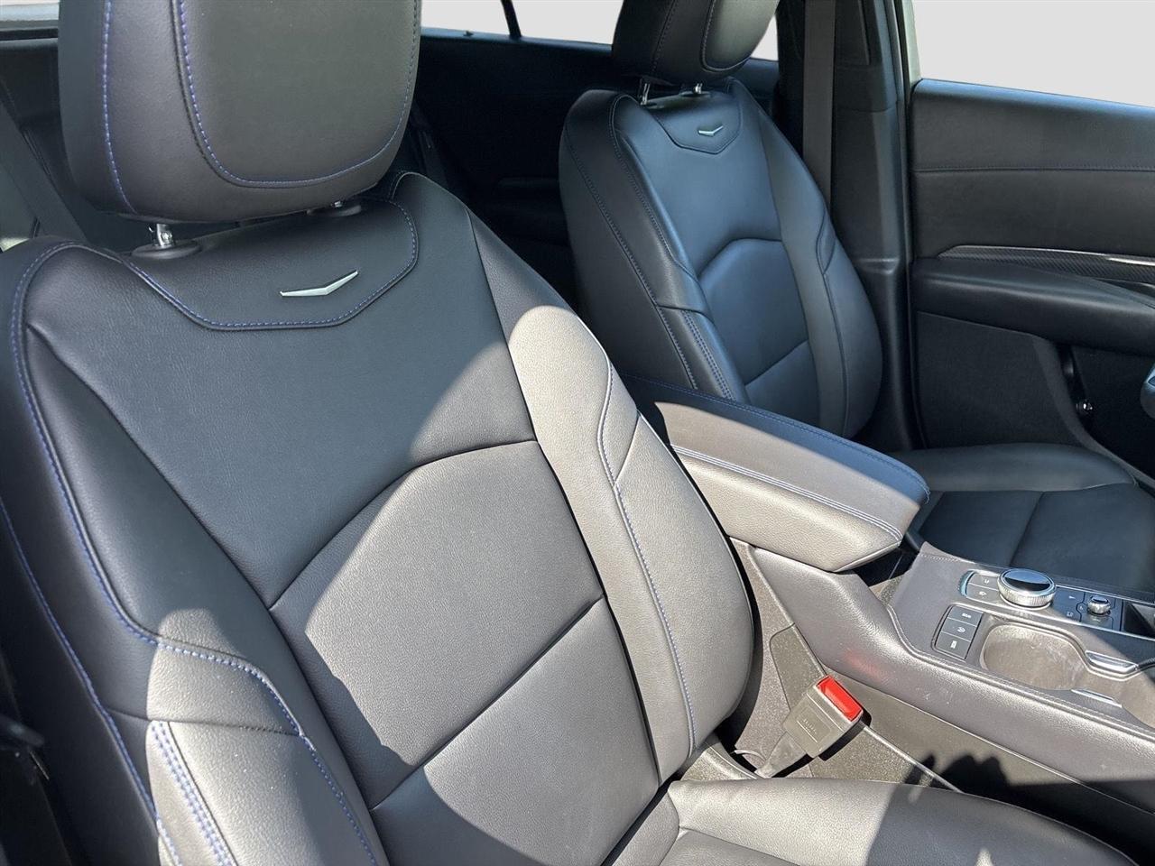 Cadillac XT4 Sport AWD 2024