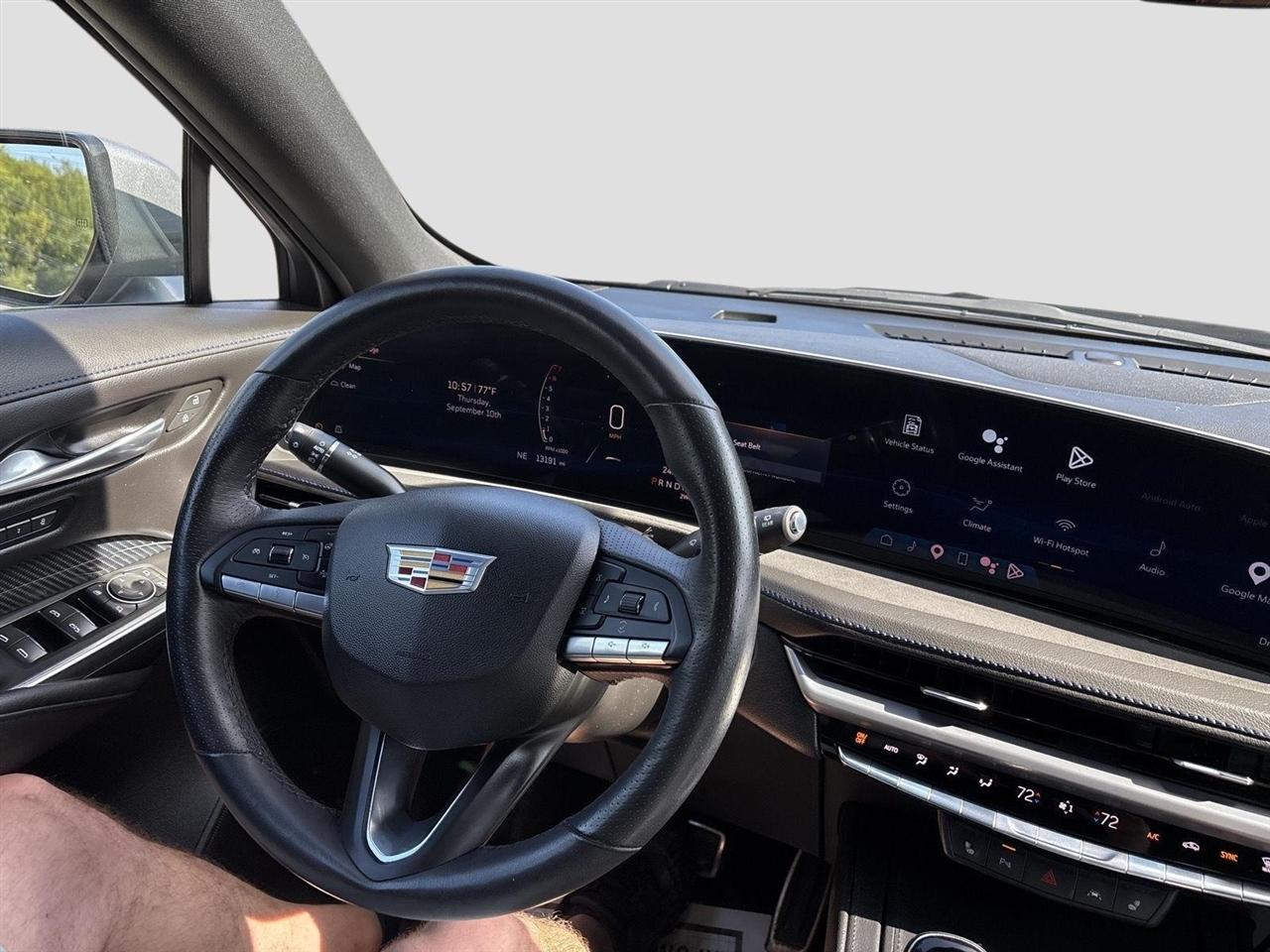 Cadillac XT4 Sport AWD 2024