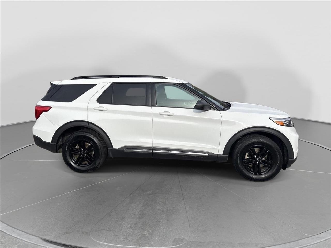 Ford Explorer XLT AWD 2023