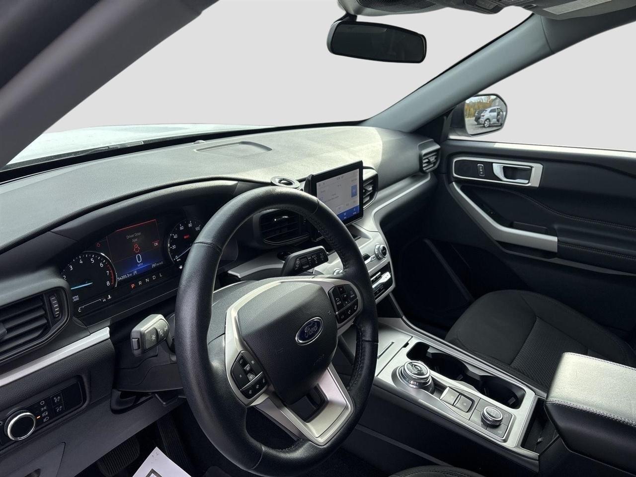 Ford Explorer XLT AWD 2023