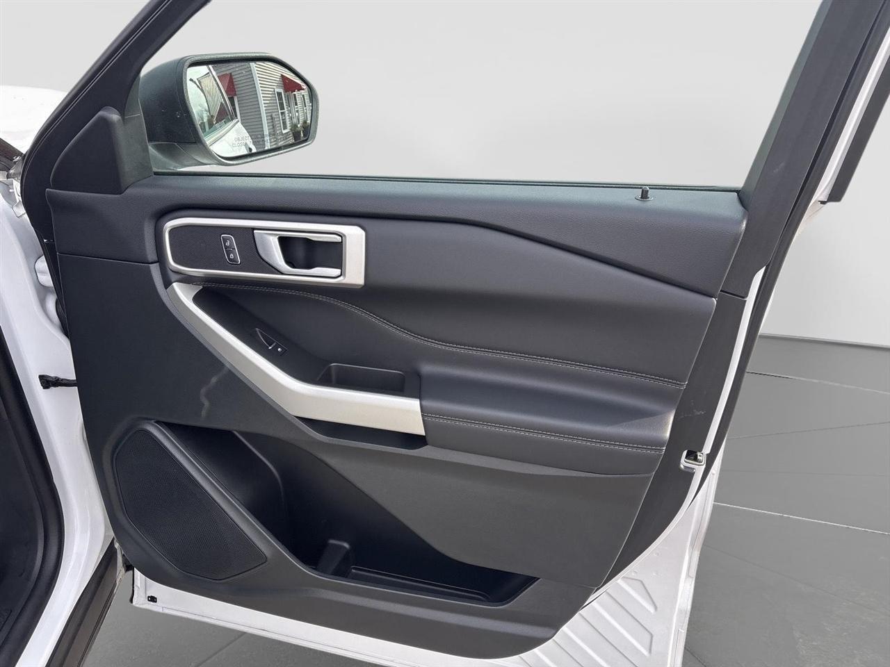 Ford Explorer XLT AWD 2023