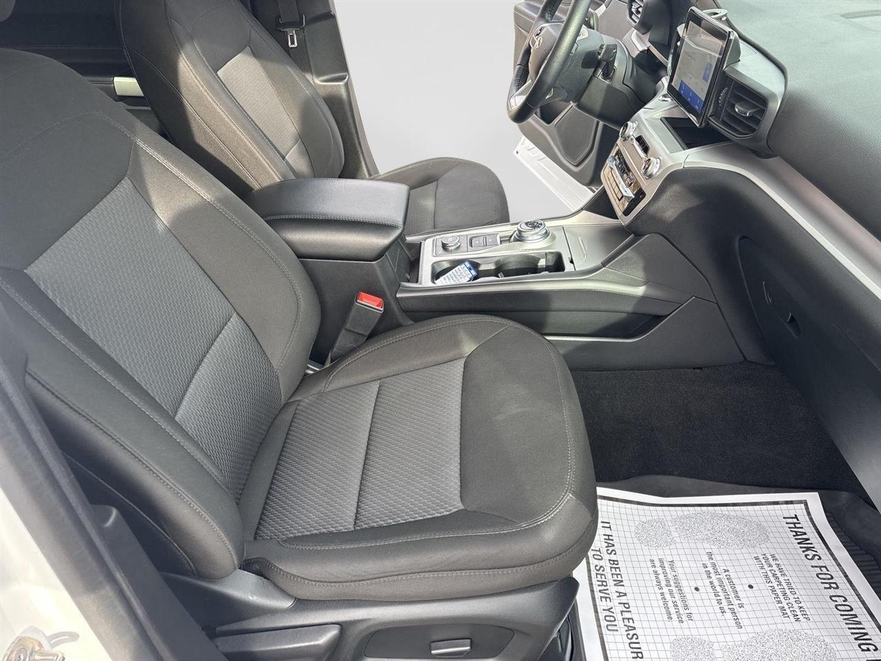 Ford Explorer XLT AWD 2023