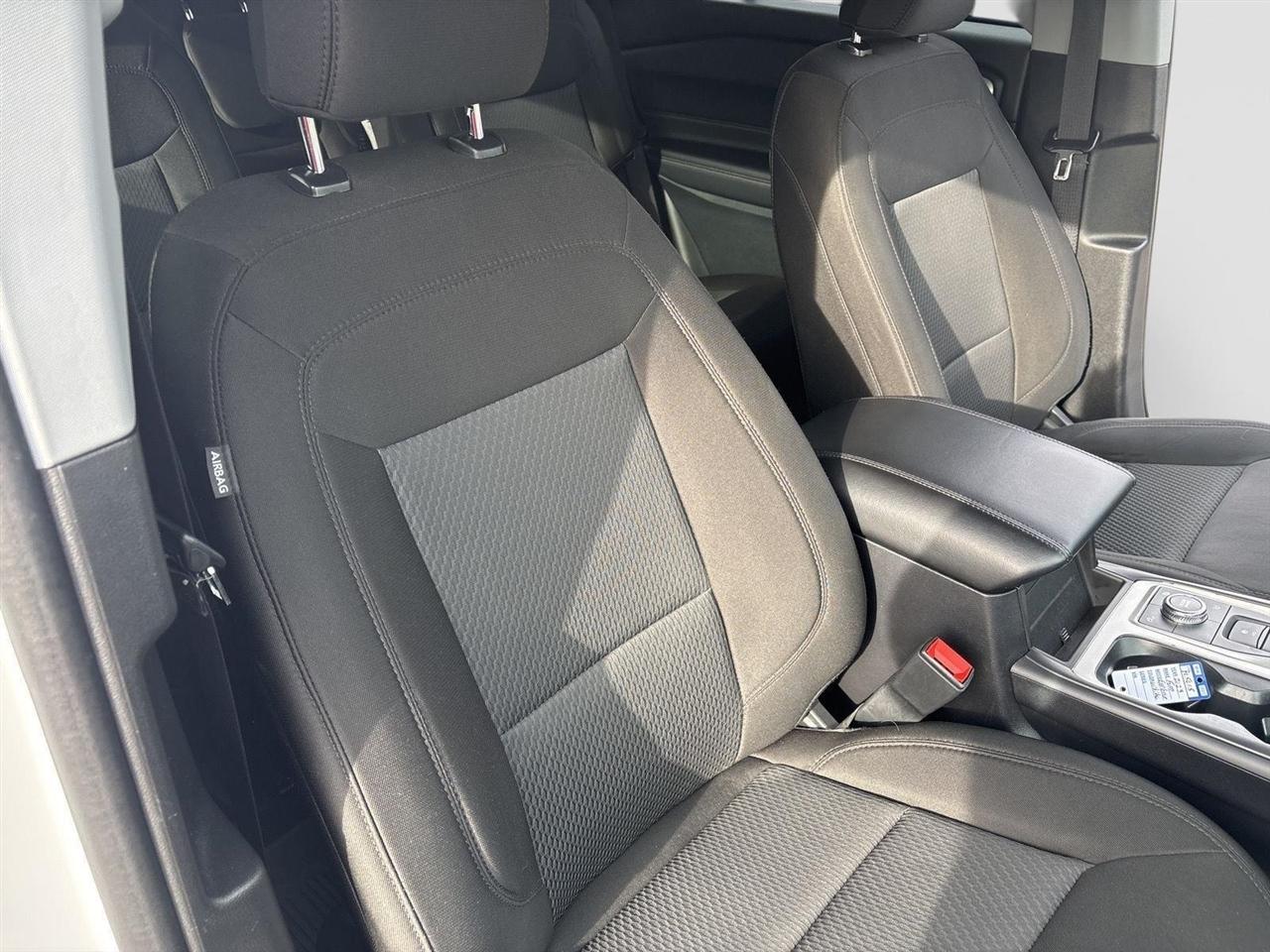 Ford Explorer XLT AWD 2023
