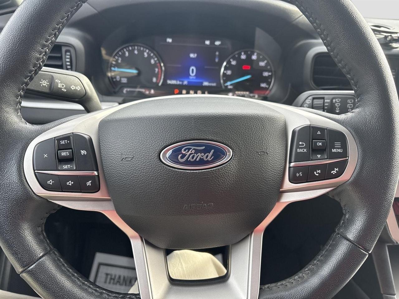 Ford Explorer XLT AWD 2023