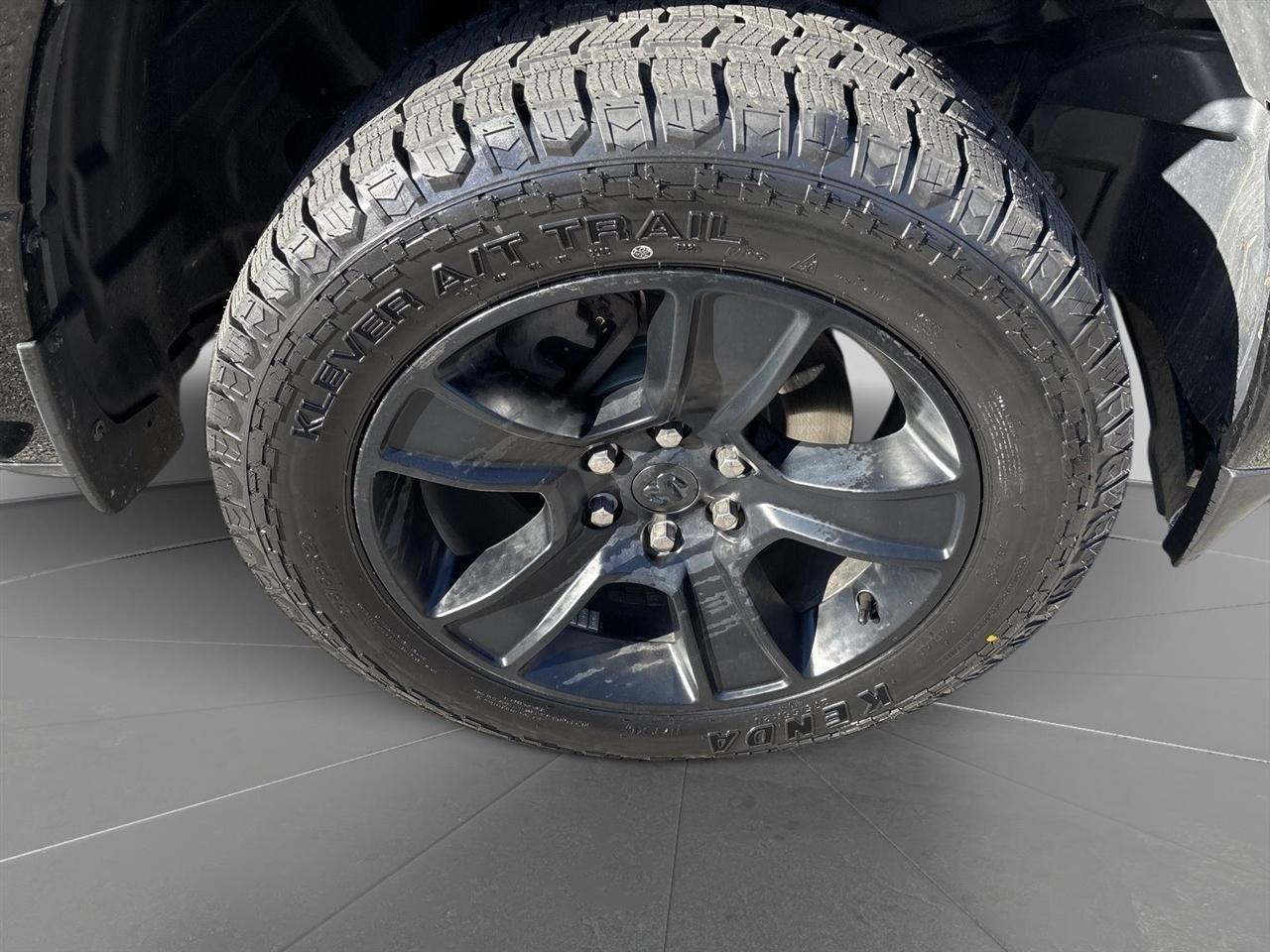 RAM 1500 Sport Crew Cab SB 4WD 2022