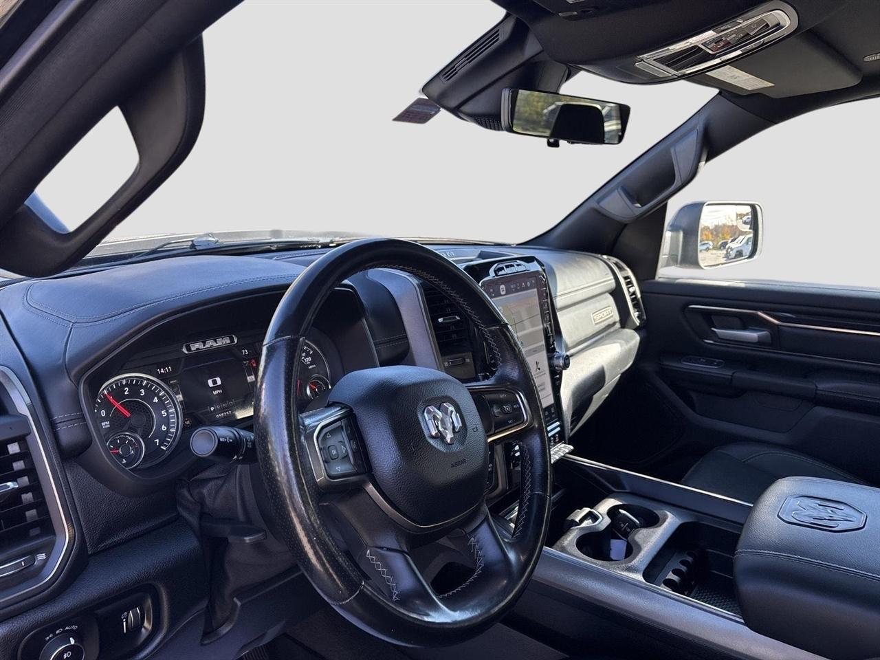 RAM 1500 Sport Crew Cab SB 4WD 2022