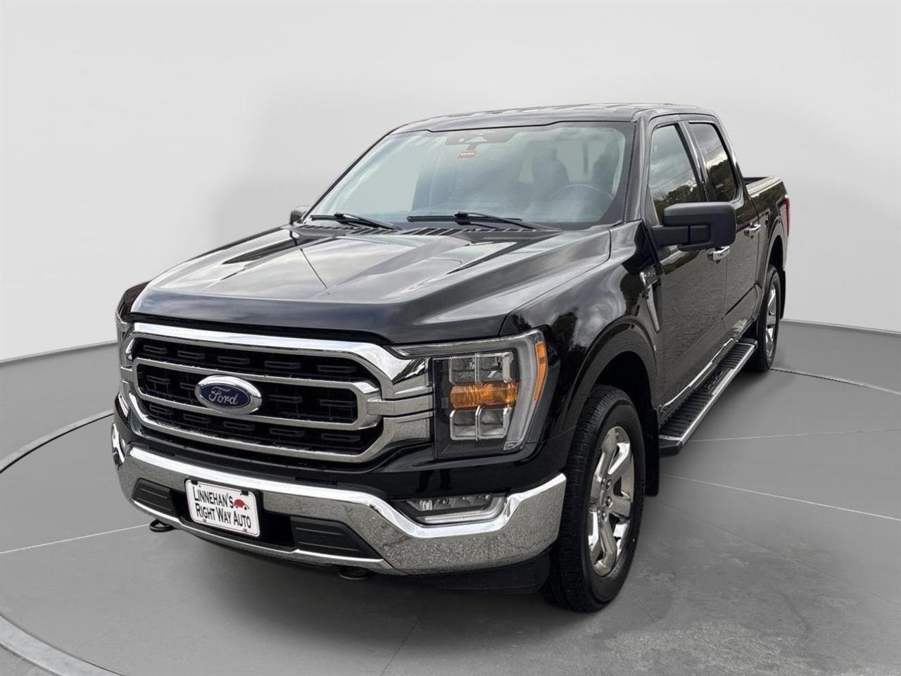 Ford F-150 XLT SuperCrew 5.5-ft. Bed 4WD 2023