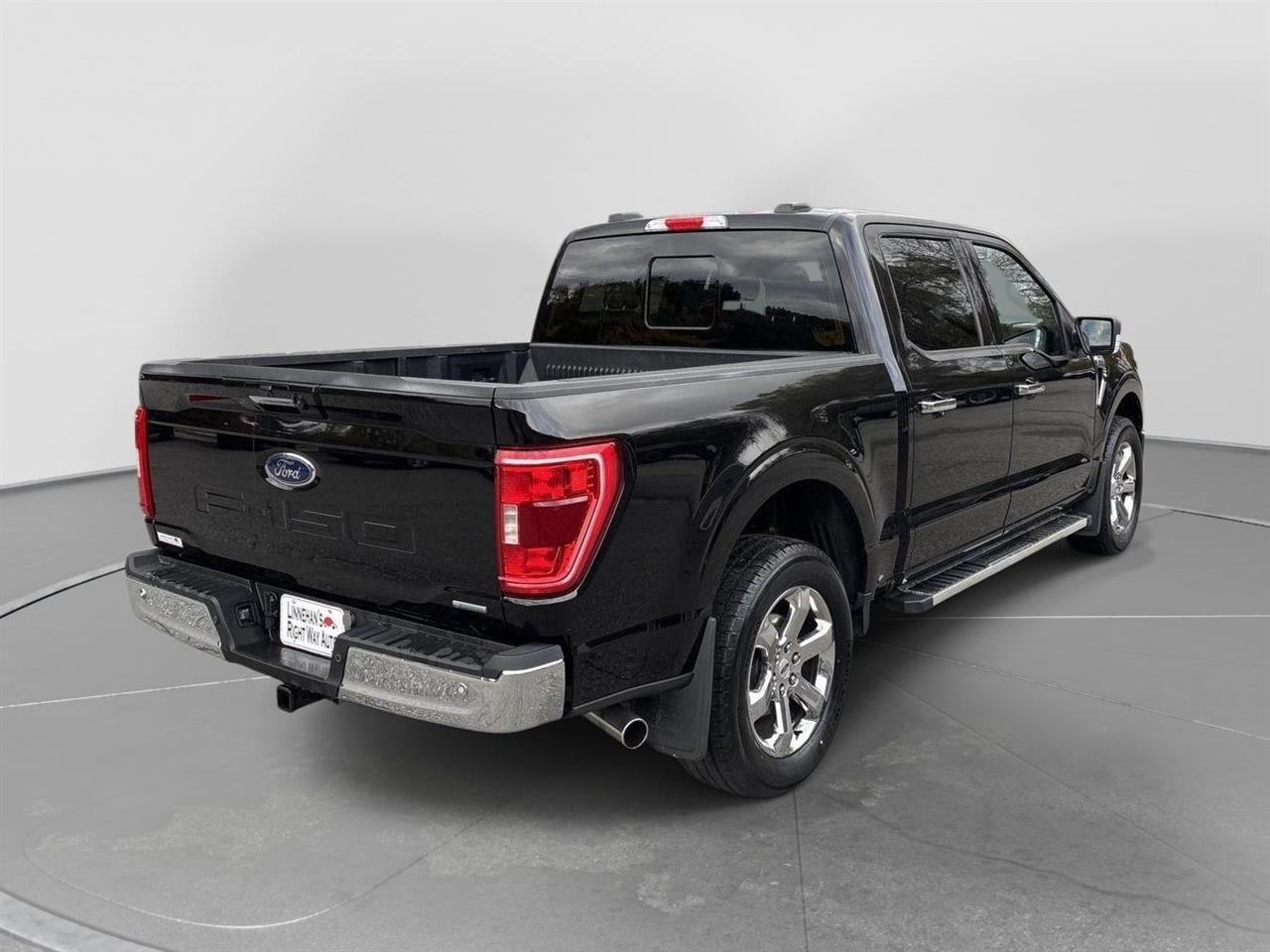 Ford F-150 XLT SuperCrew 5.5-ft. Bed 4WD 2023