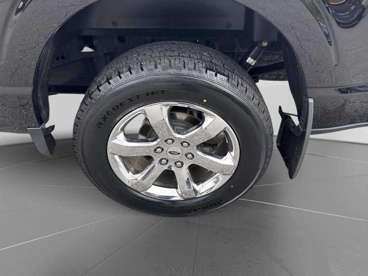 Ford F-150 XLT SuperCrew 5.5-ft. Bed 4WD 2023