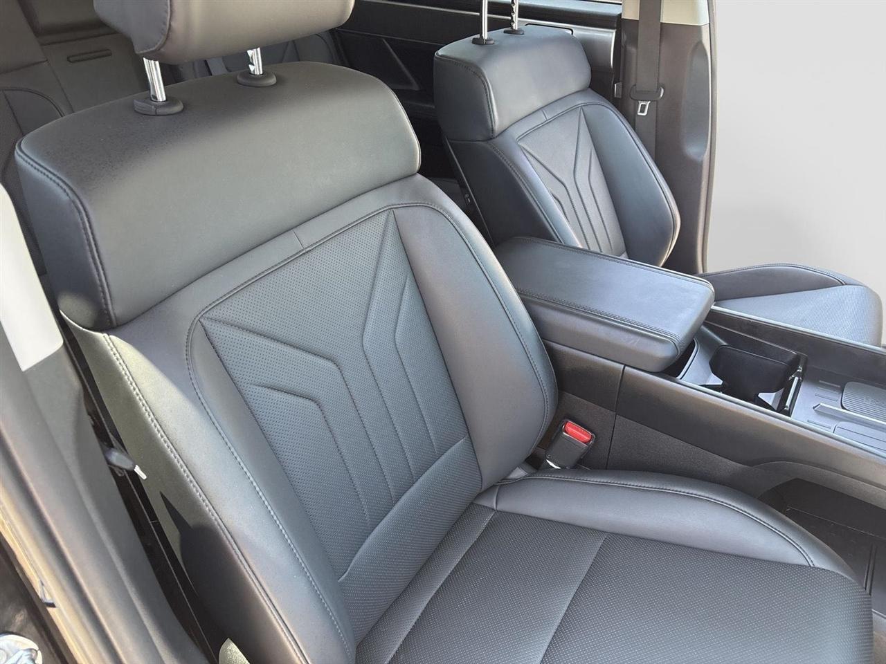 Hyundai Santa Fe SEL AWD 2026