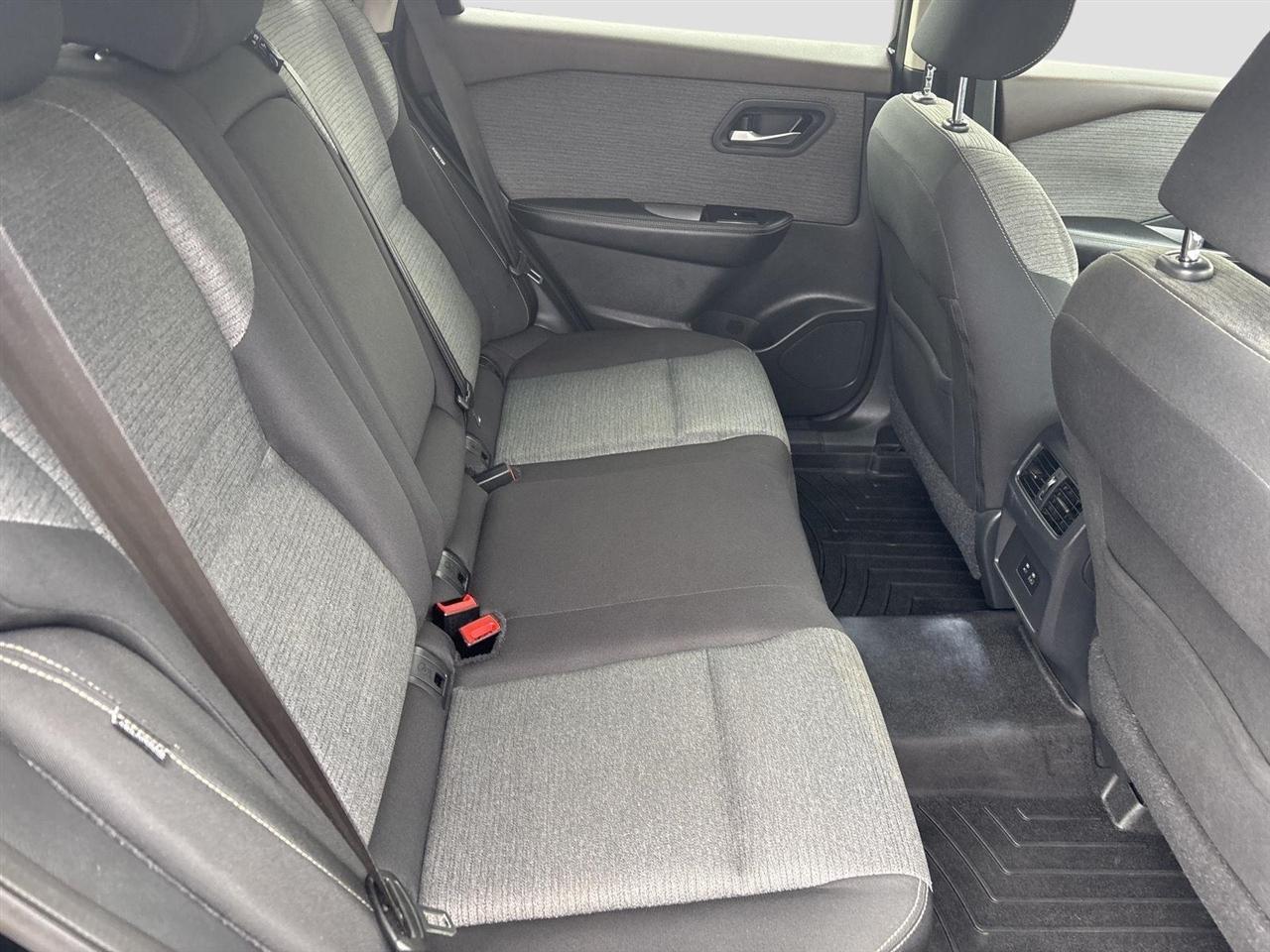 Nissan Rogue SV AWD 2022