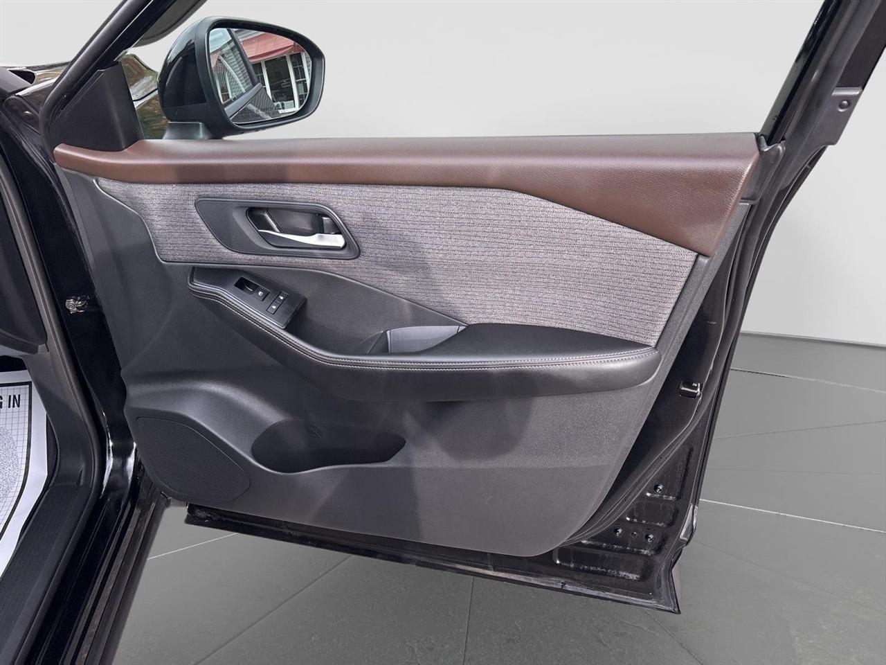 Nissan Rogue SV AWD 2022