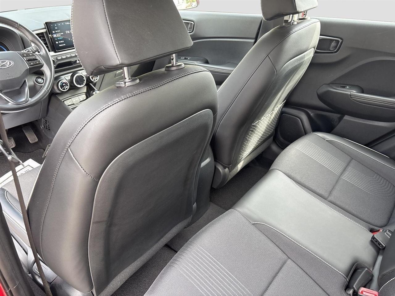 Hyundai Venue SEL 2023