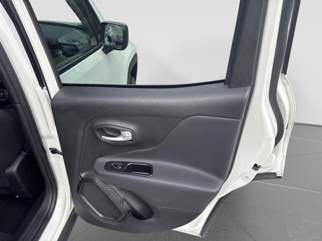 Jeep Renegade Latitude 2023