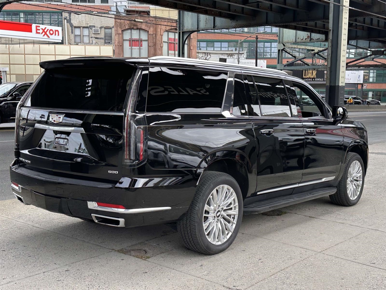 Cadillac Escalade  2025