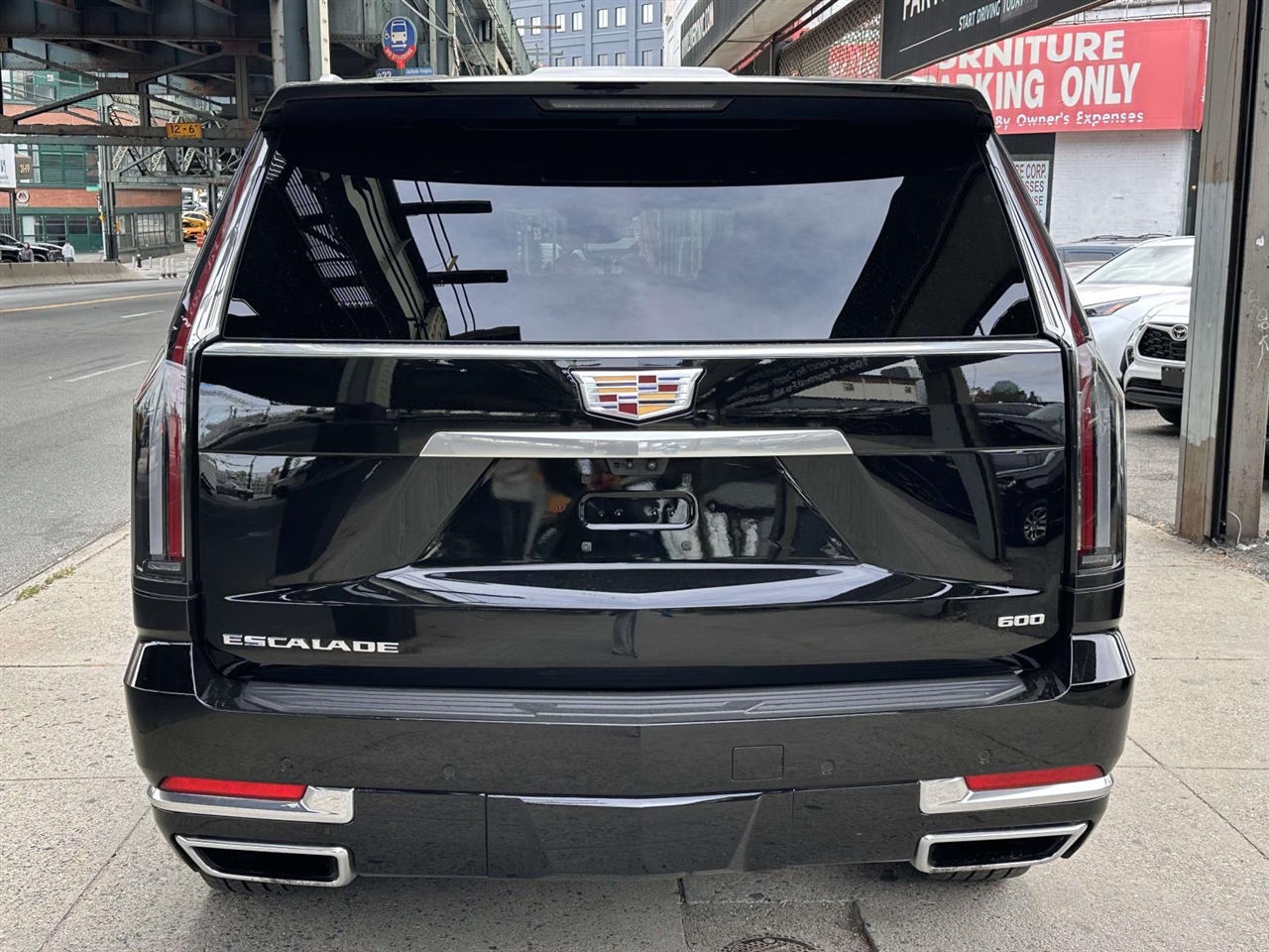 Cadillac Escalade  2025