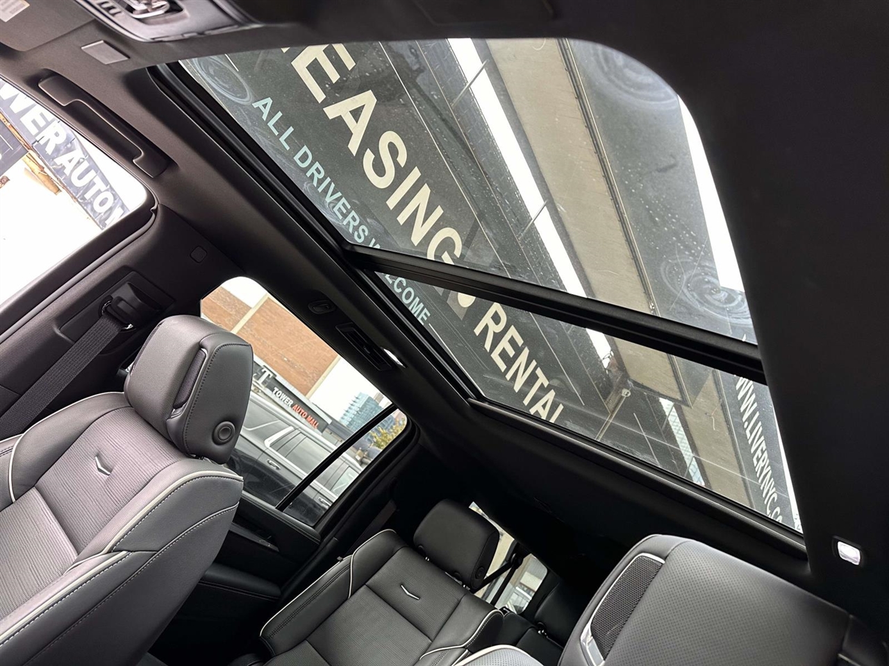 Cadillac Escalade  2025