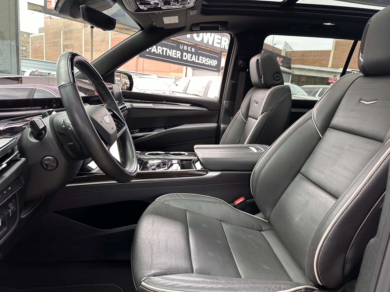 Cadillac Escalade  2025