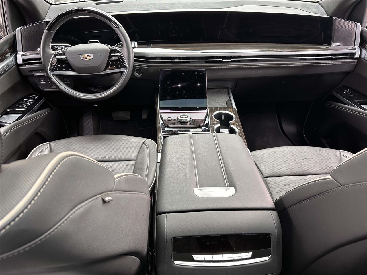 Cadillac Escalade  2025