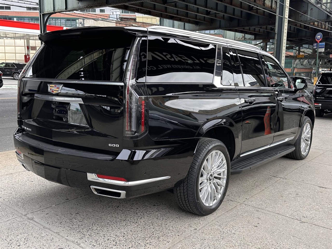 Cadillac Escalade  2025