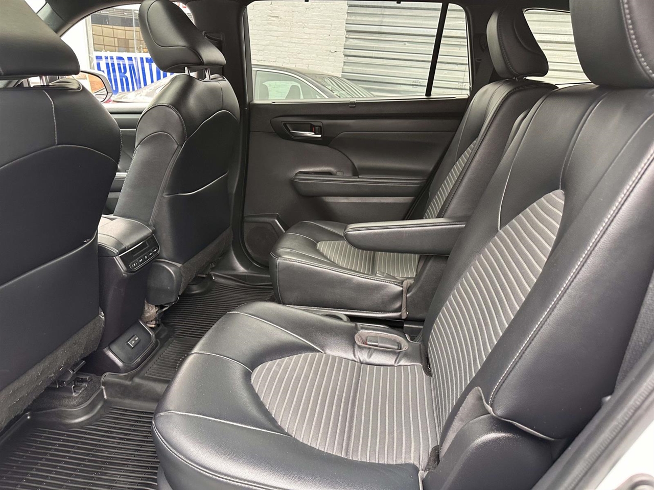 Toyota Highlander  2023