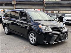 2020 Toyota Sienna 