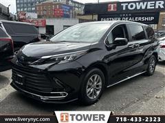 2024 Toyota Sienna 