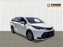 2024 Toyota Sienna 