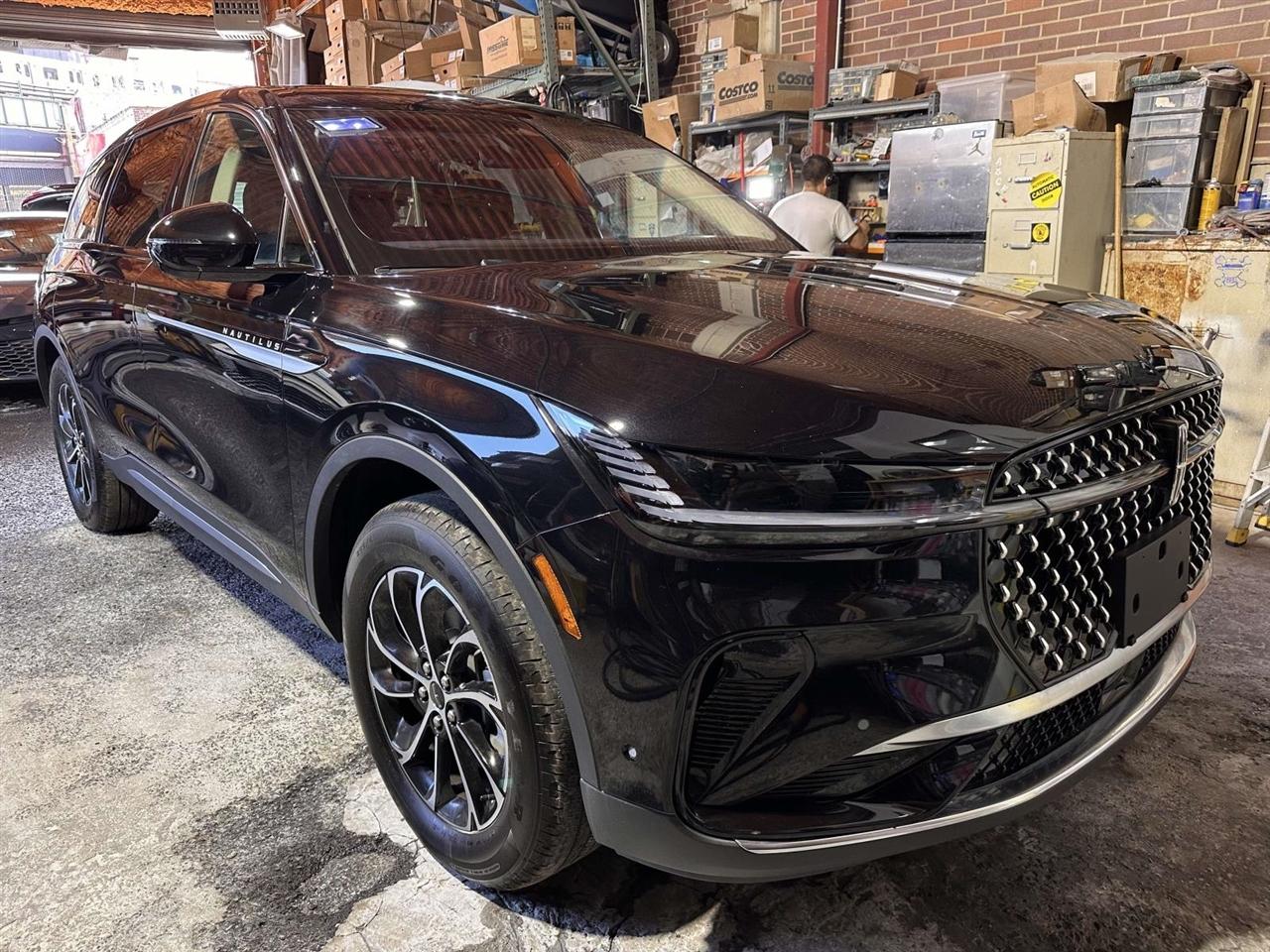 2024 Lincoln Nautilus 